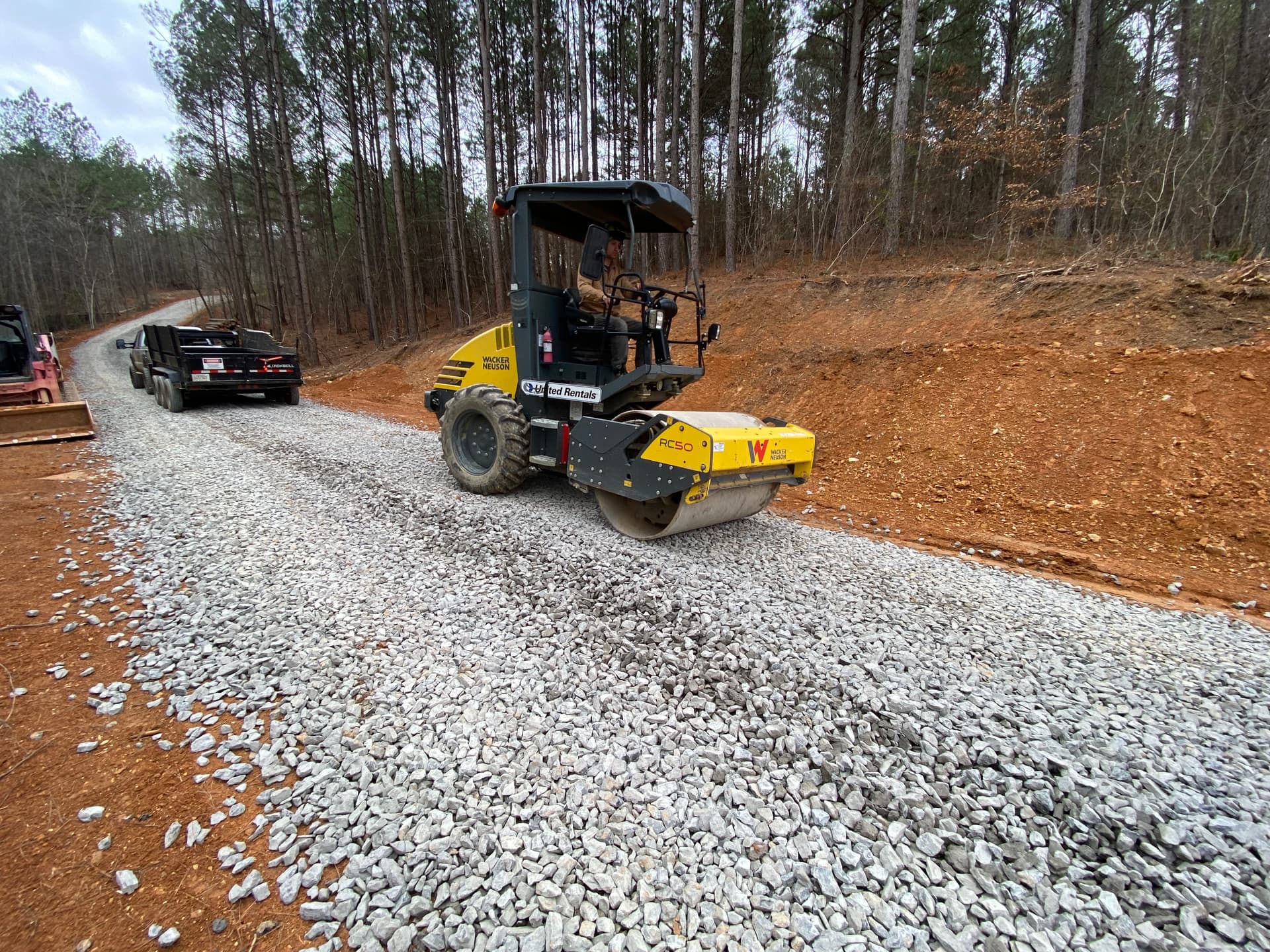 Gravel Driveways Built to Handle Tennessee Ground
